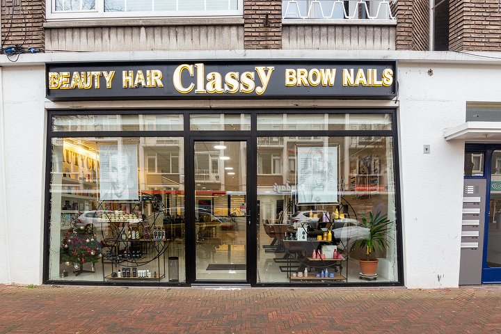 De salon van Nails Hair Classy